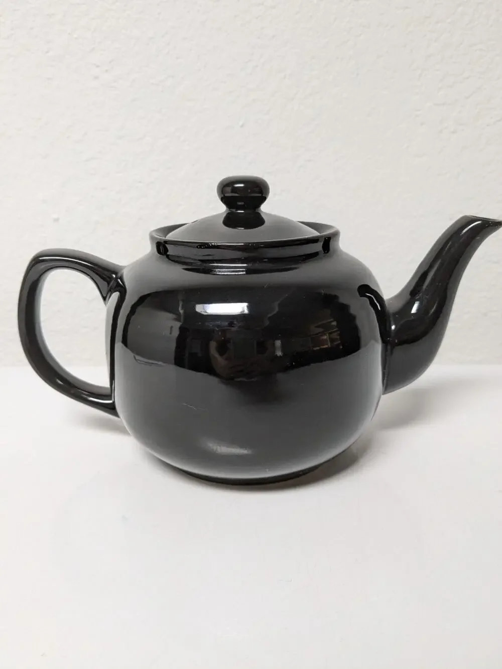 Old Amsterdam 1701 Porcelain Works Ceramic Black Tea Pot Lead Free with Lid